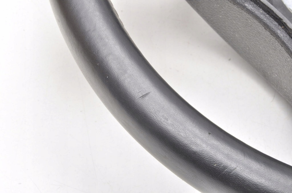 фото №11, Aston martin db9 воздуховод кожаный d2r3a