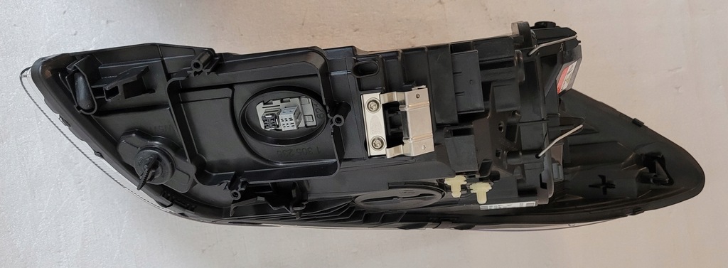 фото №8, Лампа ліва перед volvo c30 lift 2010- ксенон