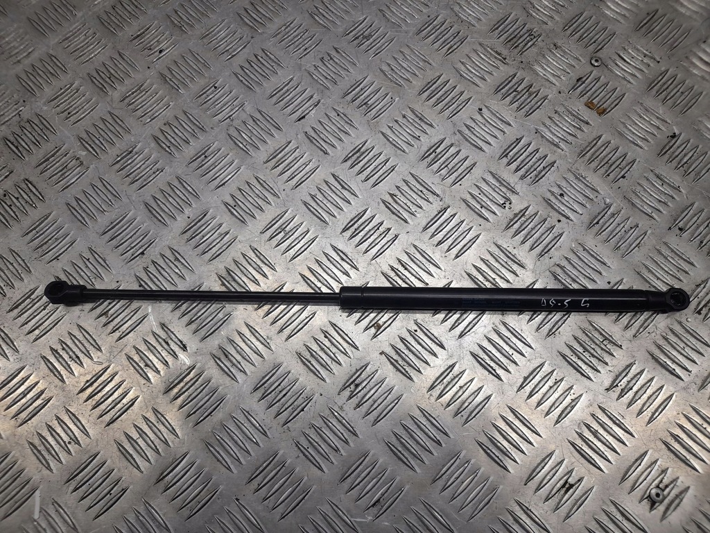 фото №12, Audi a8 s8 d4 4h 2015 з задній амортизатор кришки задній багажника