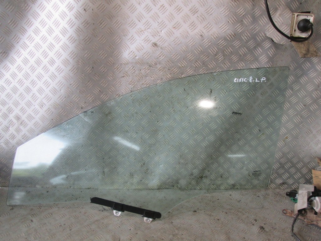 фото №1, Honda civic 8 viii ufo стекло левая передняя