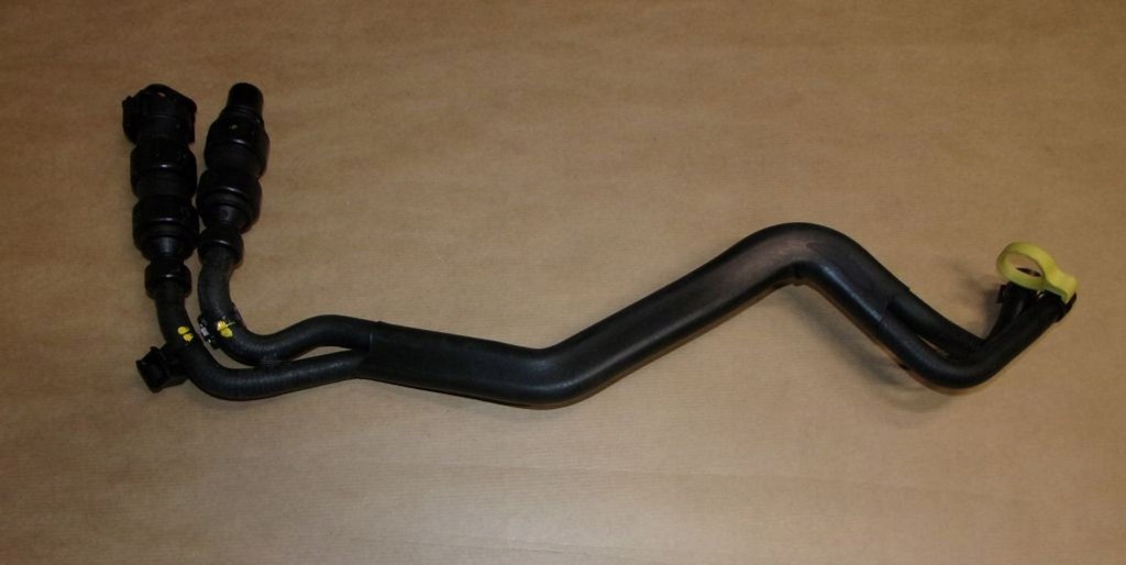 фото №3, Шланг водяной r master iii 2.3dci 204767111r