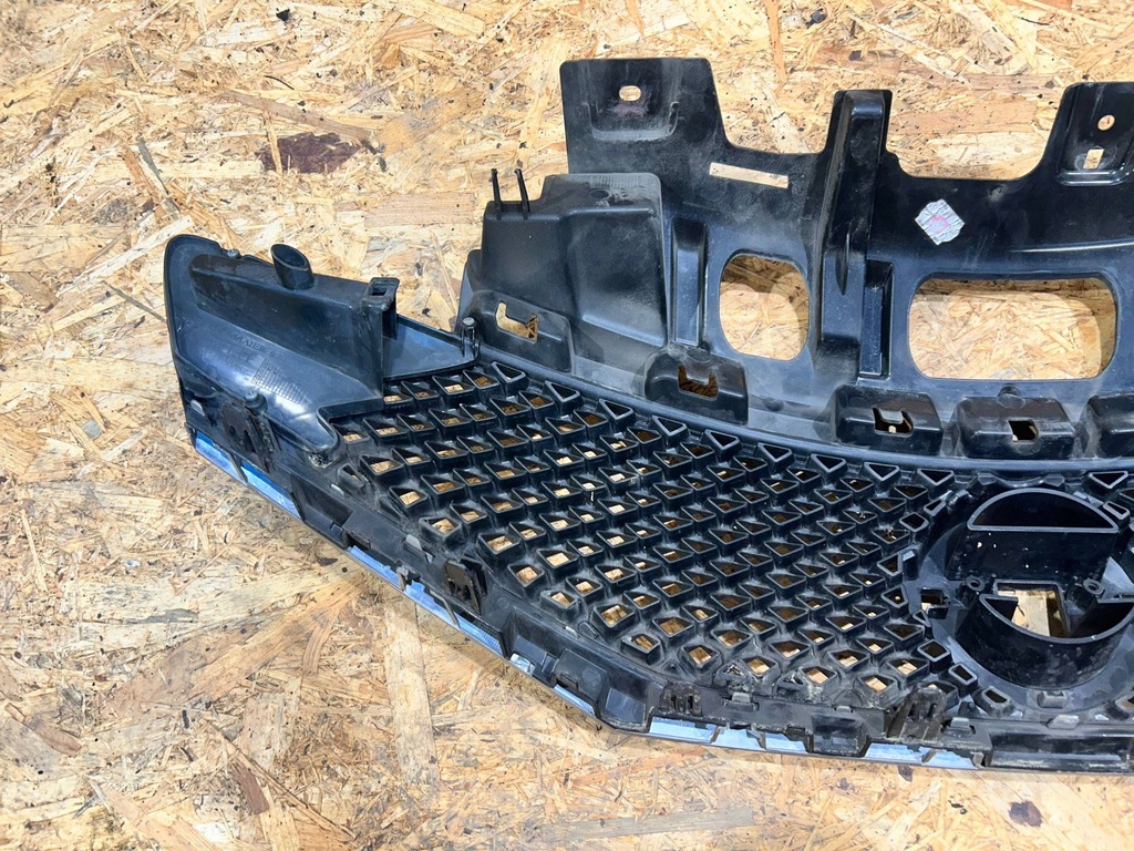 фото №8, Nissan note ii 2 e12 12-17 решітка радіатора решітка радіатора решітка середня бампера перед