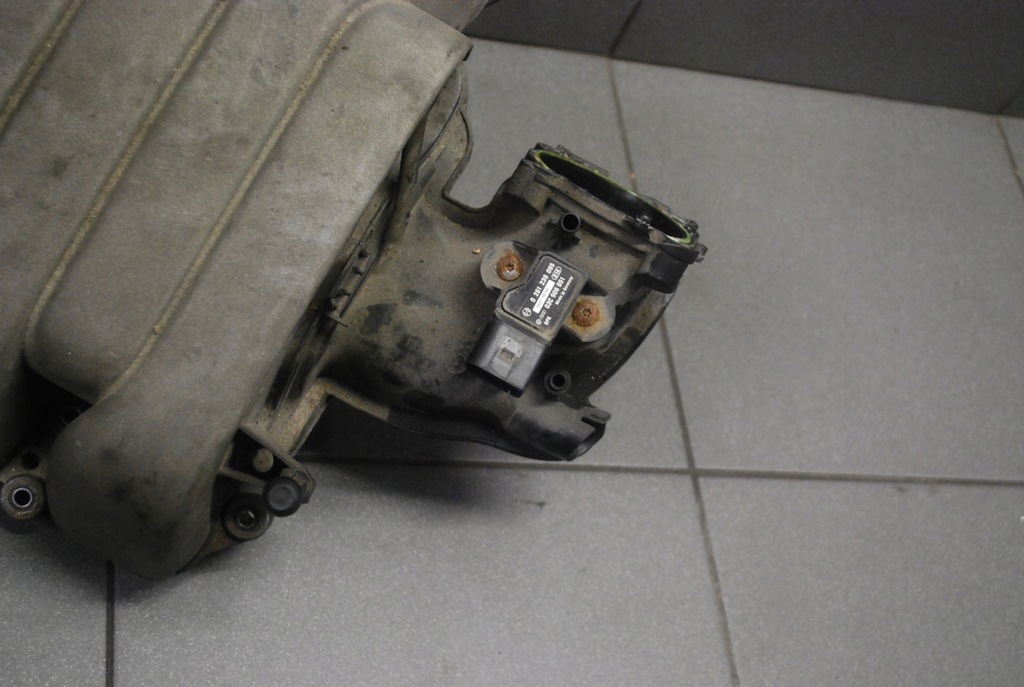 фото №5, Колектор всмоктуючий audi a8 d3 3.2 fsi 06e133210f