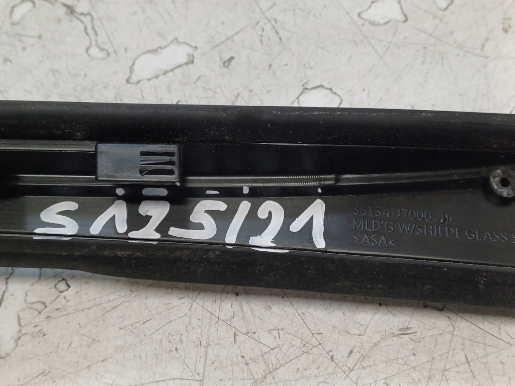 фото №8, Kia ceed 3 iii молдинг скло лобове права 86134j7000