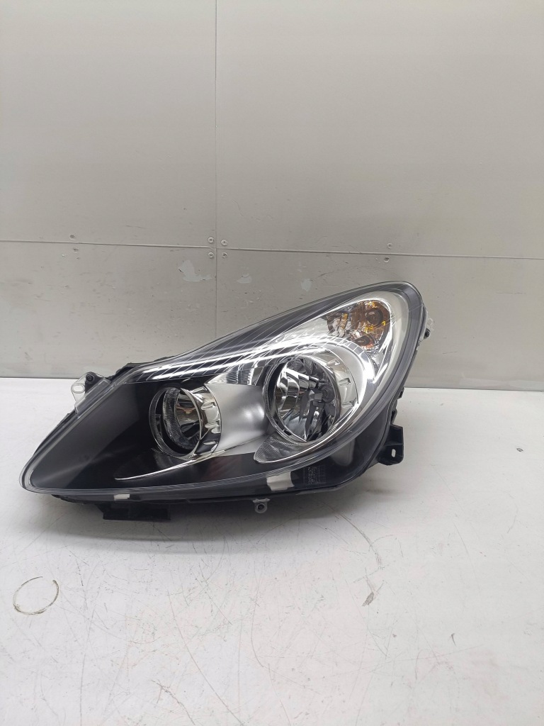 фото №1, Фара левый лампа opel corsa d 2010 89313339 cała!