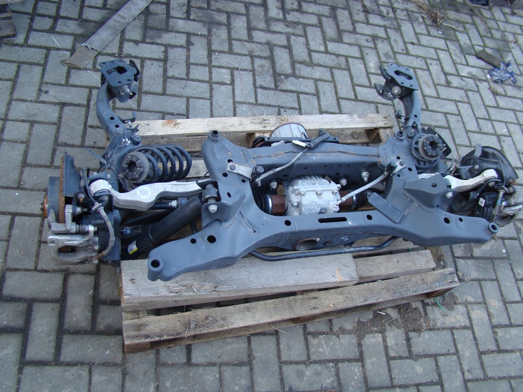 фото №1, Renault kadjar подрамник задняя 4x4