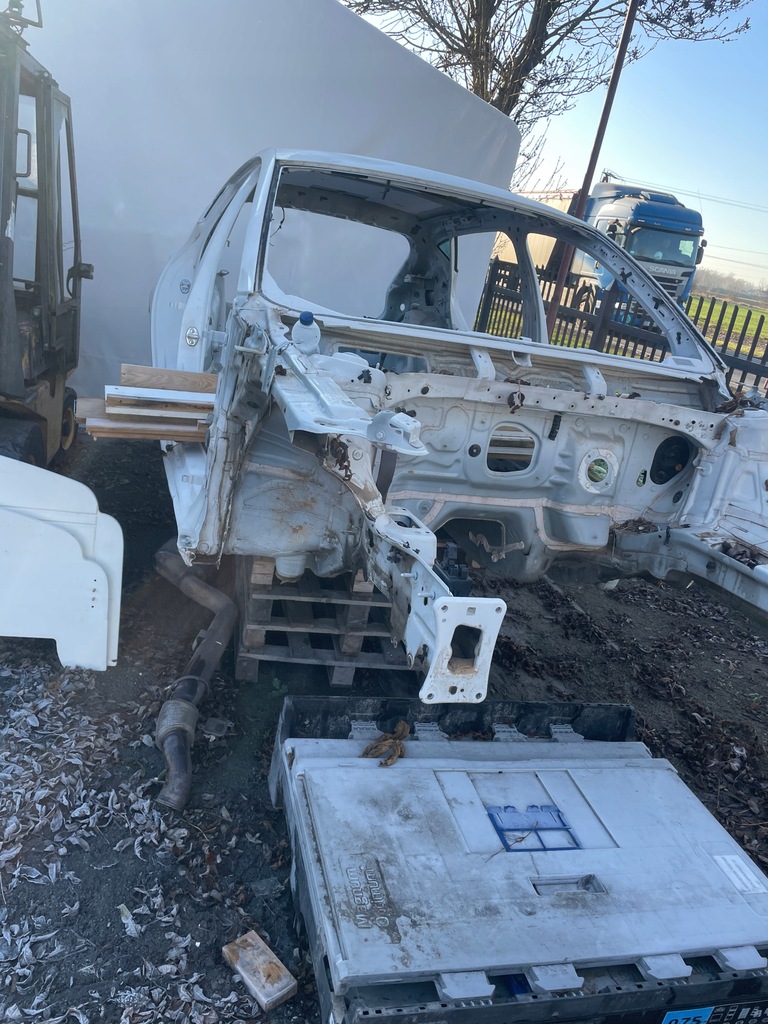 фото №1, Seat leon iv 5fa чверть перед ліва права колір білий