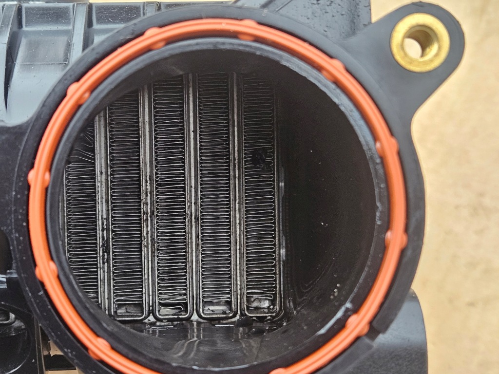 Интеркулер радиатор воздуха mercedes sprinter 907 18- a6540103104 Цена