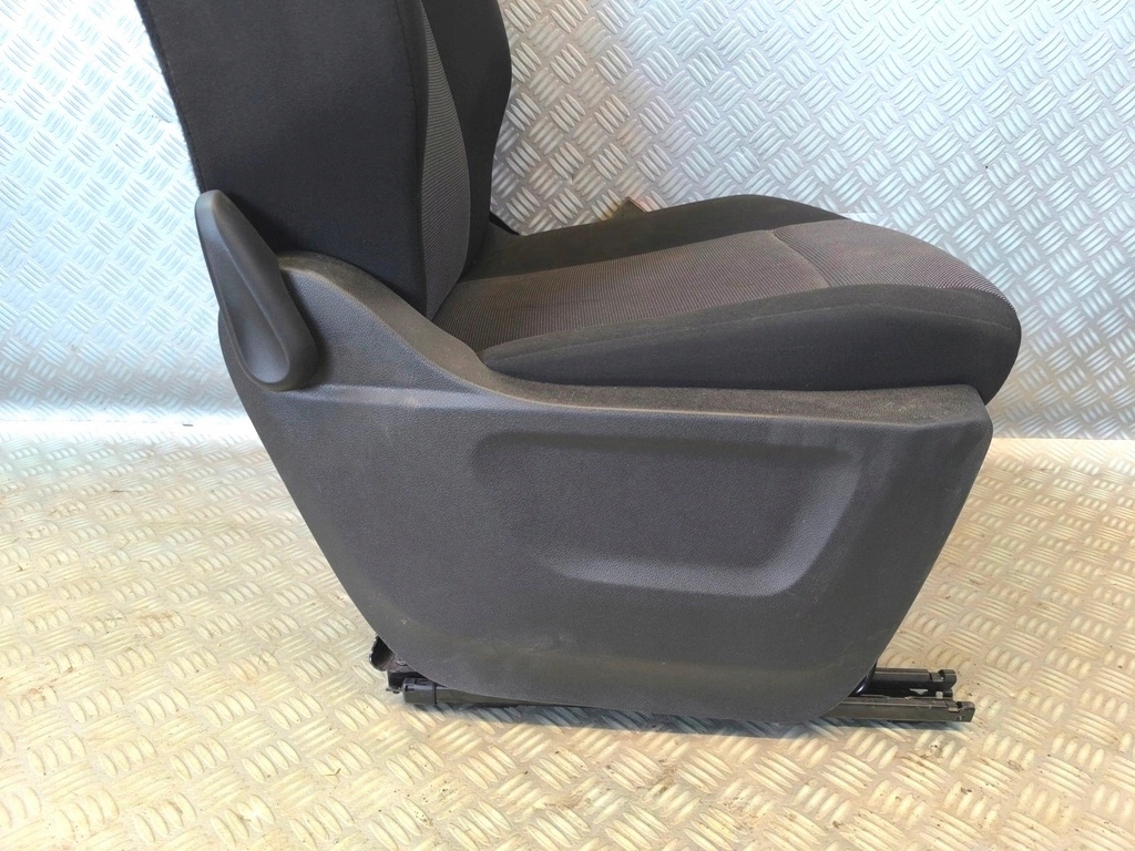 фото №10, Fiat doblo iii 2022-2024 сиденье правый пассажира europa