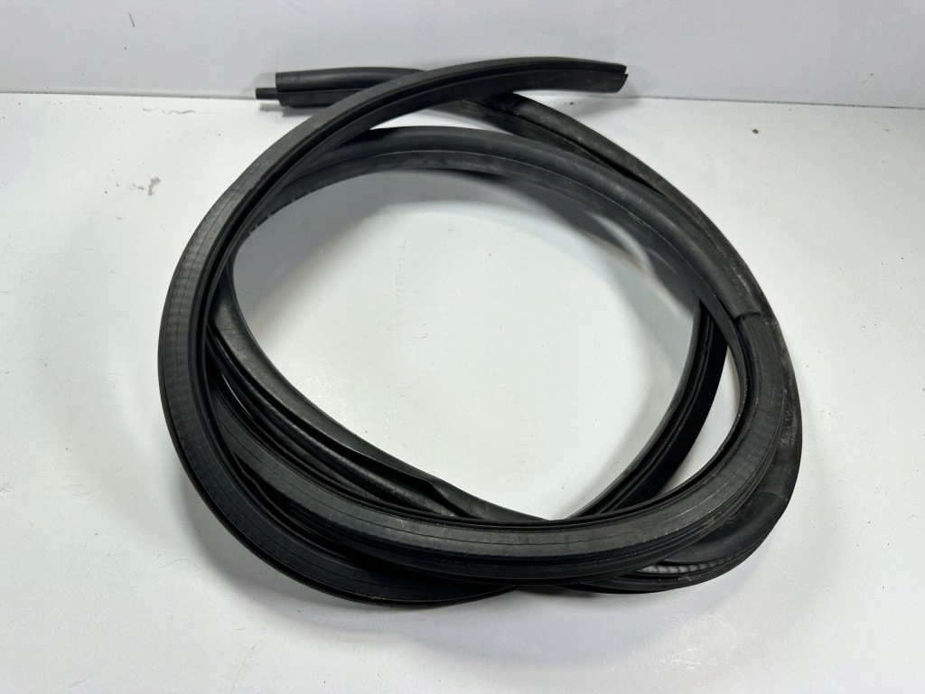 фото №1, T5 7h прокладка двері правий перед 7h0837912a