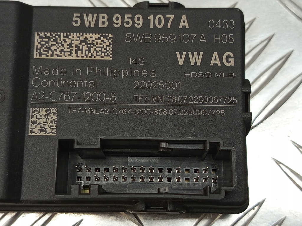 фото №14, Audi q3 блок керування модуль кришки кришки багажника задня 5wb959107a