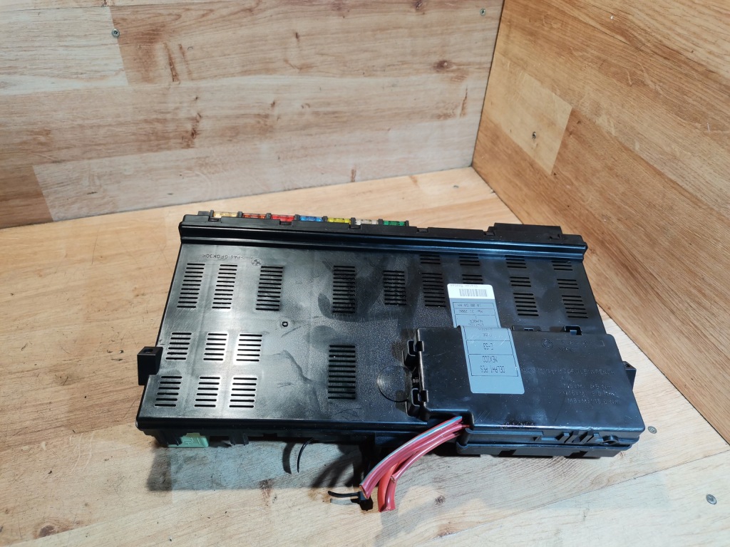 Купить Коробка предохранителей bsi bmw x5 e53 8380407