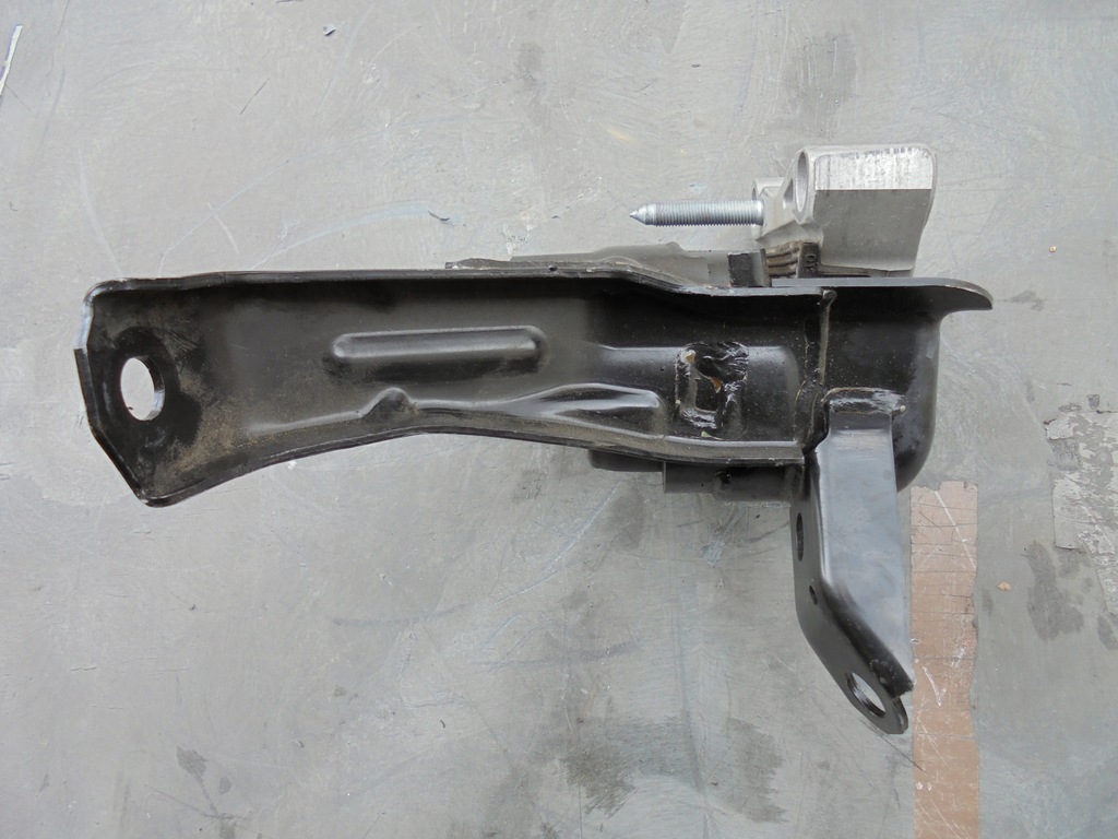 фото №7, Corolla e21 1.8 гібрид подушка двигуна права q1