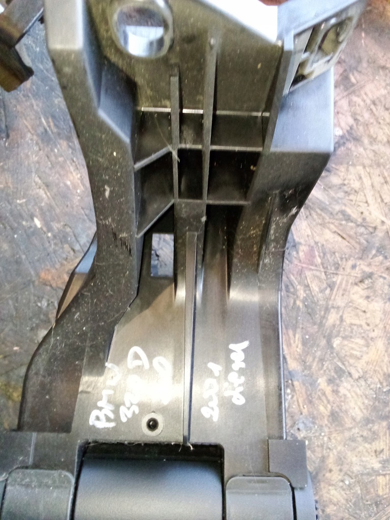 фото №7, Підлокітник bmw 51168213678