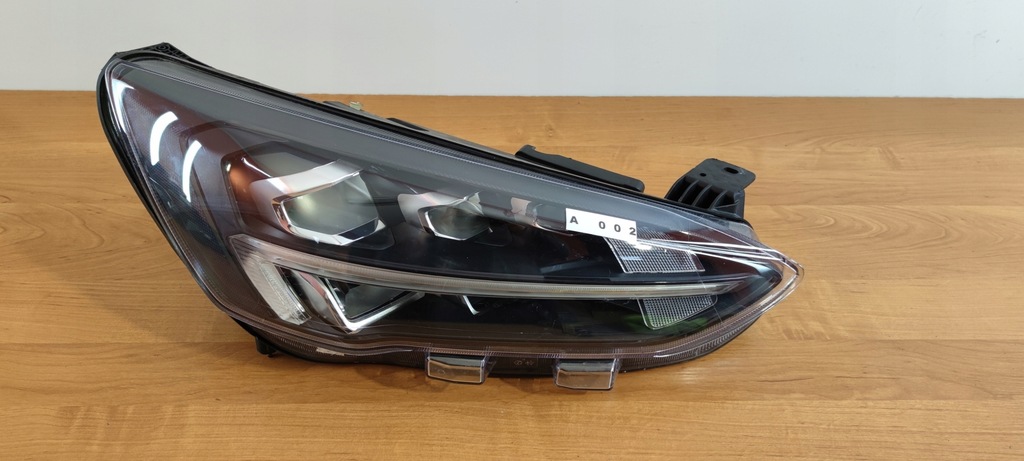 фото №1, Ford focus mk4 iv 4 правая лампа фара правый rh