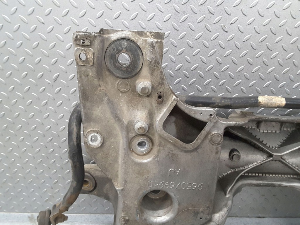 Підрамник передні peugeot 407 9650769910aj Київ