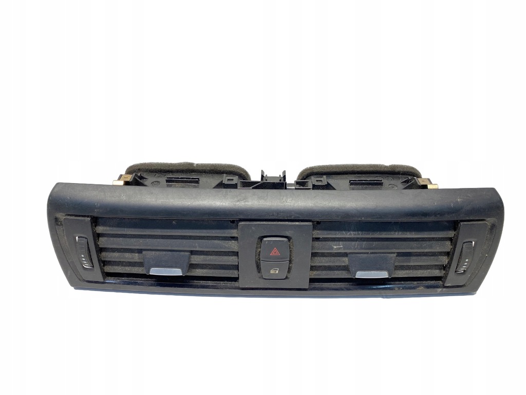 фото №1, Решётка обдув средняя 9205357 bmw f20