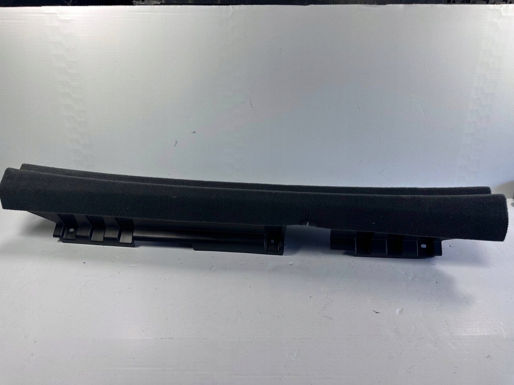 Купити Q3 8u рестайлінг  накладка оббивка підлога багажника 8u0861486