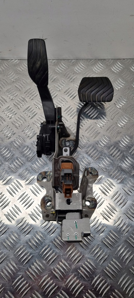 фото №2, Renault koleos ii педаль газа тормоза автоматическая коробка передач 18002df30b