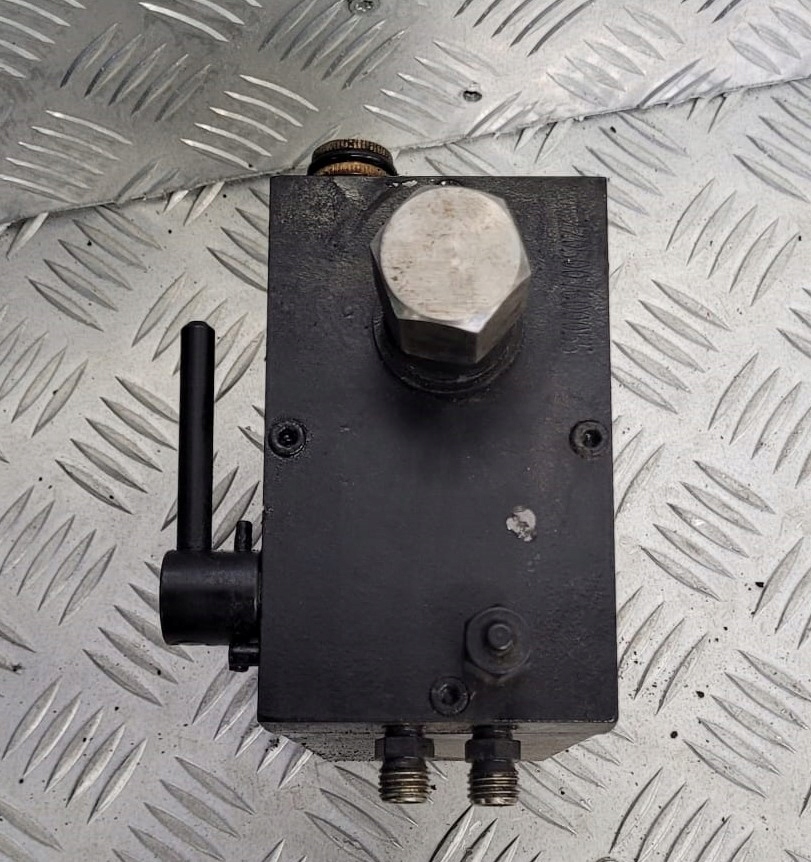 фото №2, Насос помпа подъёма кабины scania r