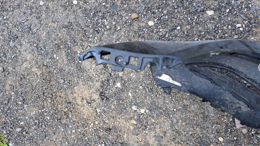 фото №8, Mercedes c w205 бампер перед pdc nr61