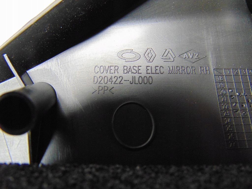 фото №8, Накладка треугольник зеркало правый renault arkana d20422-jl000