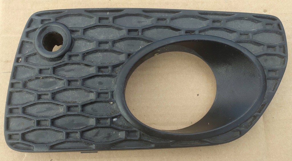 фото №1, Решётка решётка радиатора бампера правая перед volvo xc70 ii 2007-2016