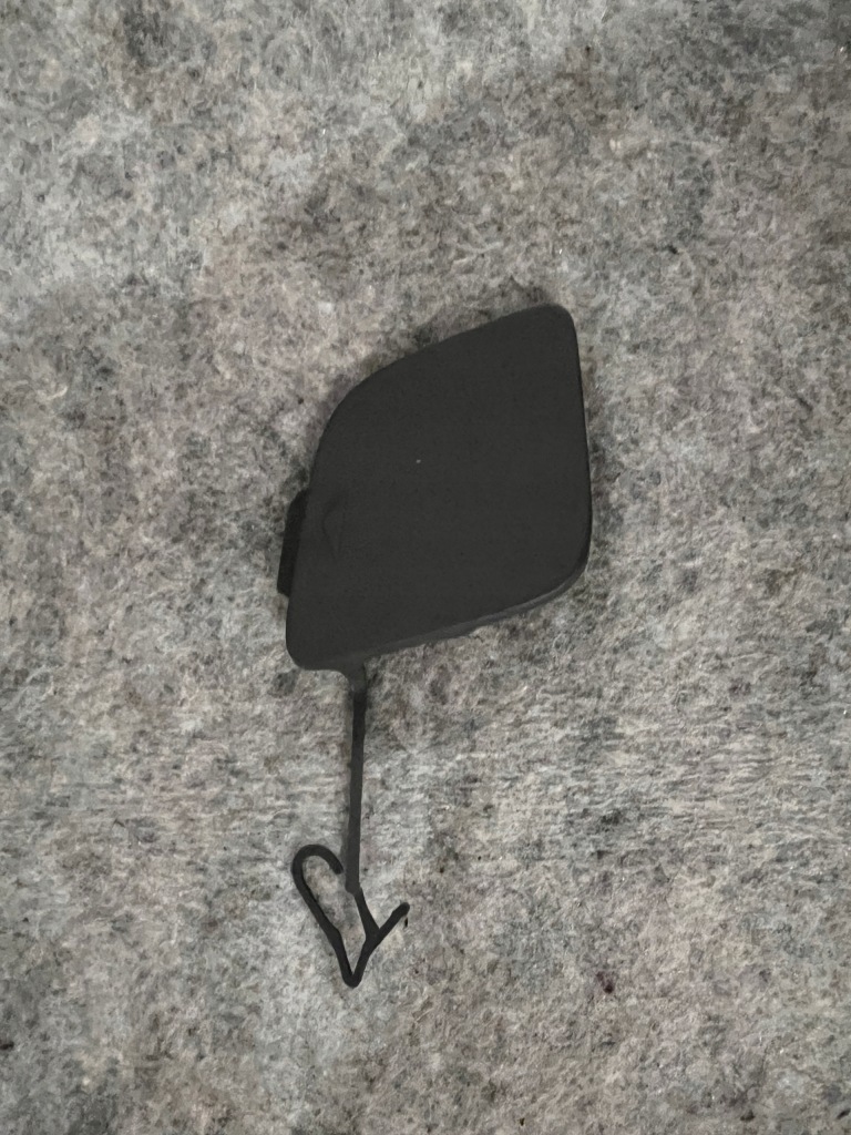 фото №1, Mercedes vito w447 заглушка фаркоп бампер передний