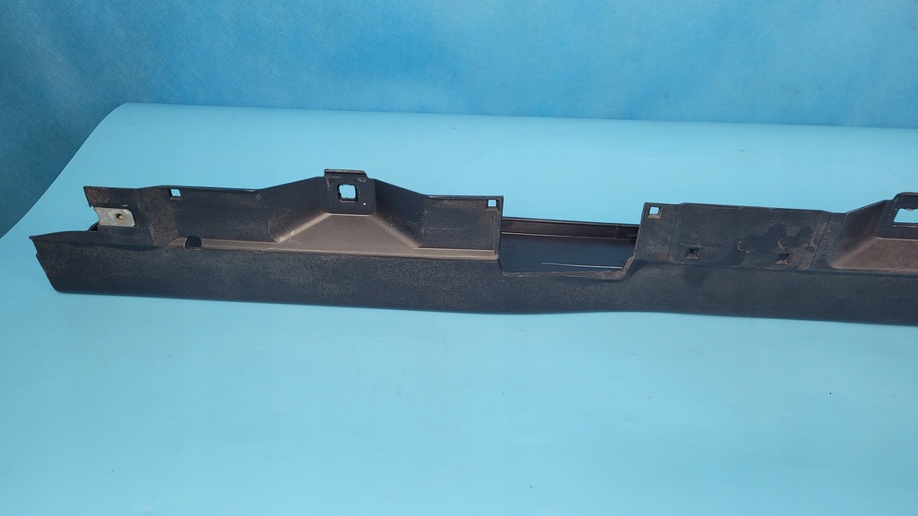 фото №11, Mercedes x247 glb 23r молдинг поріг ліва a2476980700