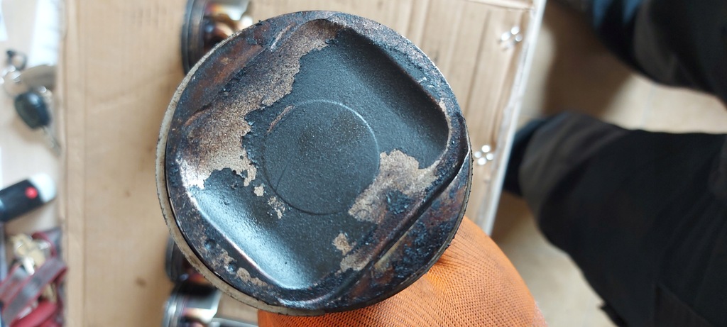 фото №7, Nissan note 1.6 бензин поршень + шатун