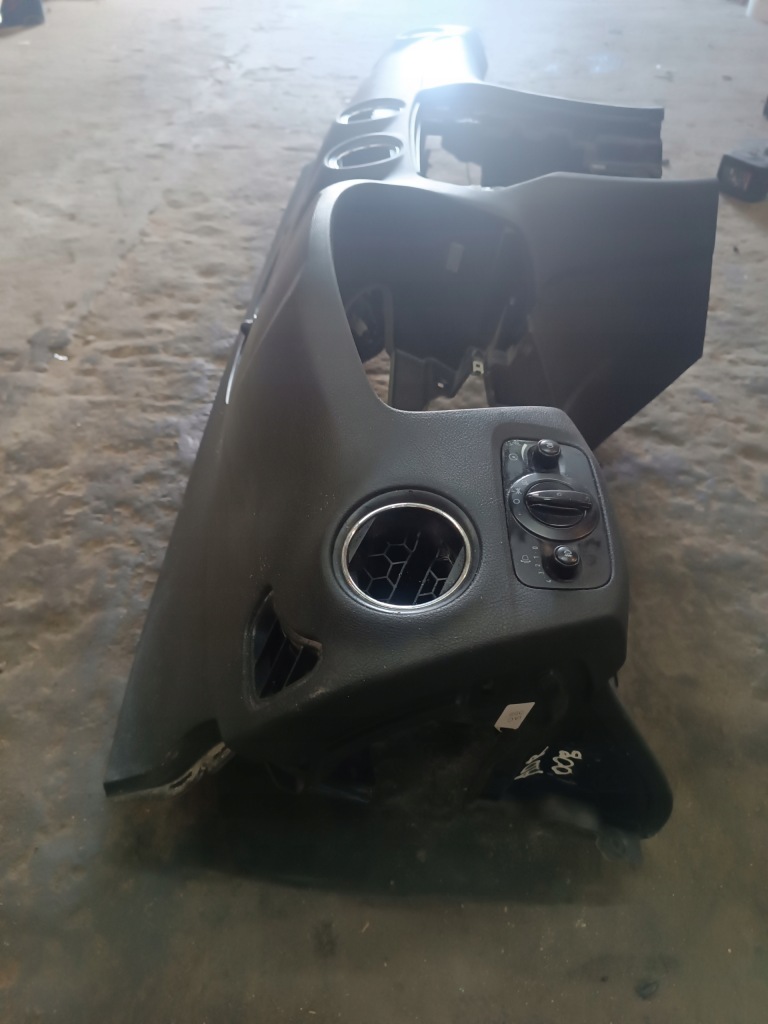 фото №4, Приборная панель консоль приборная панель ford mondeo mk4