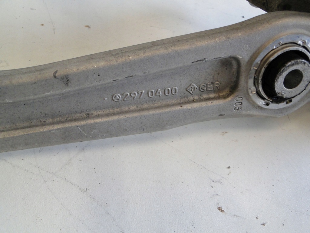 фото №8, Mercedes eqe 295 sedan рычаг нижний упругий правый передний перед правый