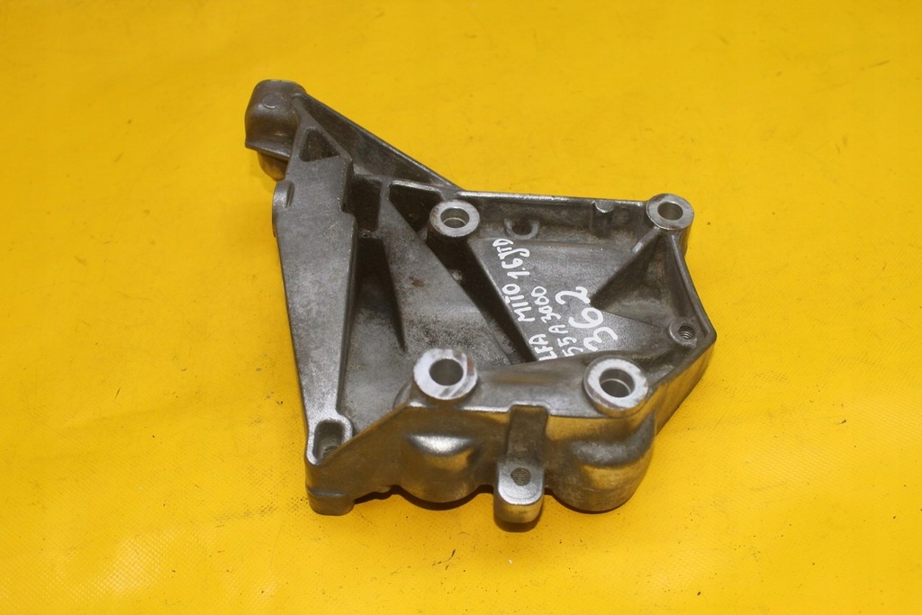 фото №6, Alfa romeo оригинальный номер 55214907 кронштейн компрессора