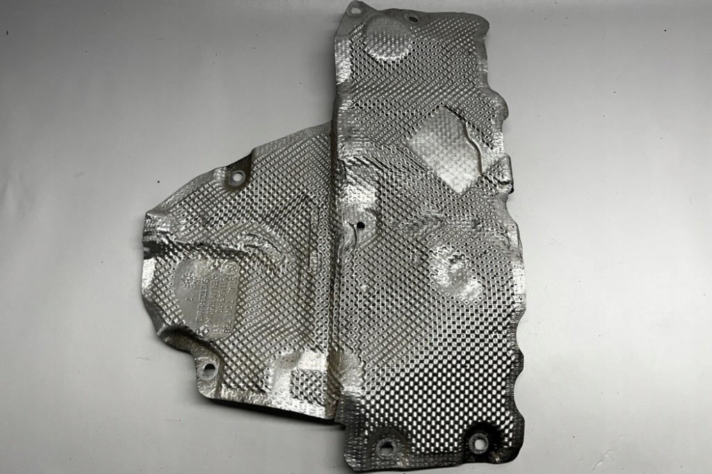 фото №8, Захист теплова bmw 3 f30, f80 51164310 3.0l бензиновий 317kw 2016