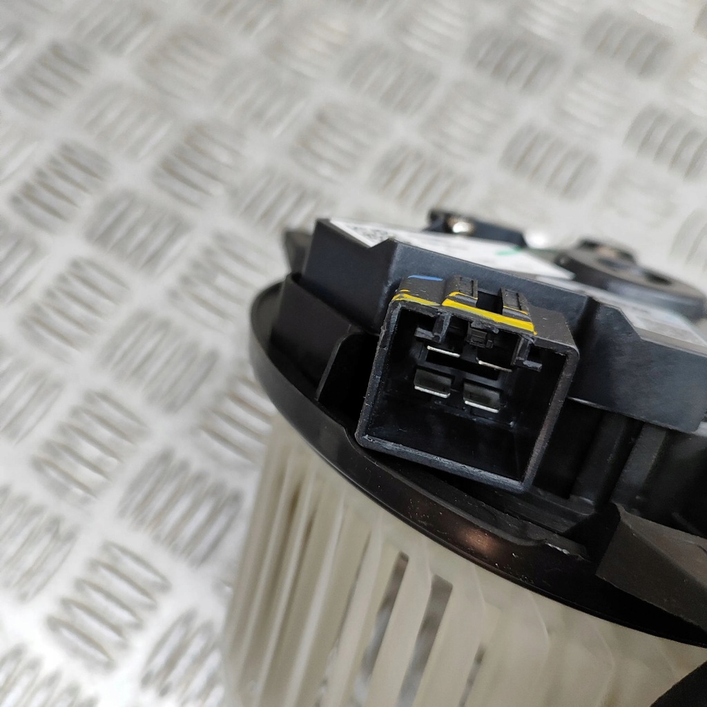 фото №6, Tesla model y 2021 вентилятор обдув / повітродувка