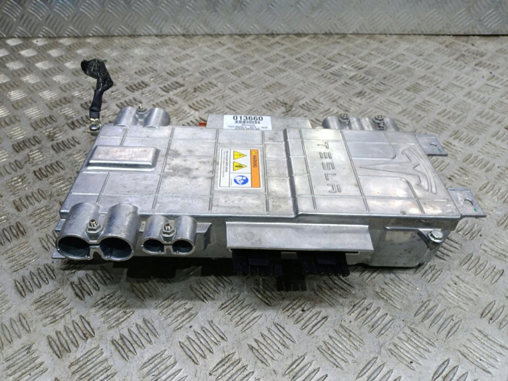 Купить Tesla s модуль блок управления 1021154-00-e