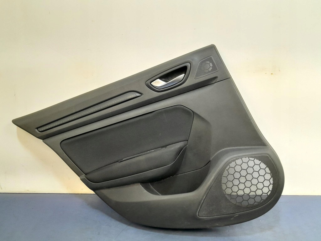 фото №1, Renault megane iv kombi обивка дверь задняя левый