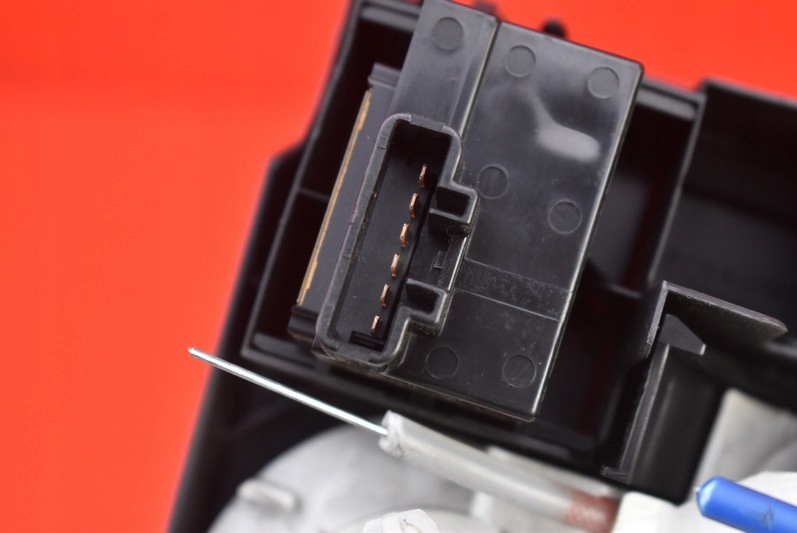 фото №9, Панель управление обдув кондиционер toyota corolla verso 1 i 01-06