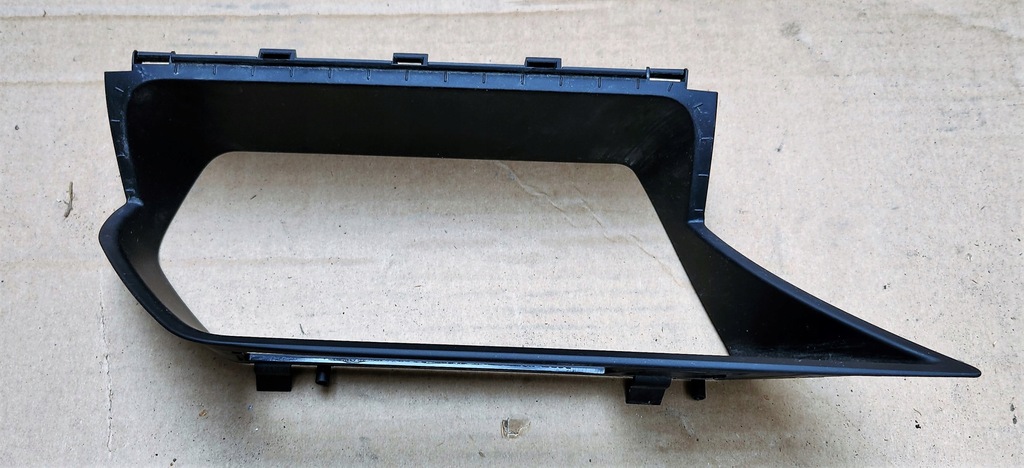 фото №1, Рамка дисплея mercedes x204 glk a2046800334