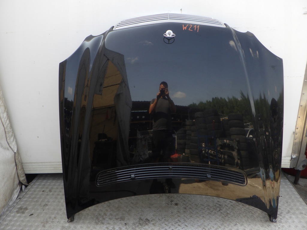 фото №1, Mercedes w211 капот крышка двигателя решётка радиатора