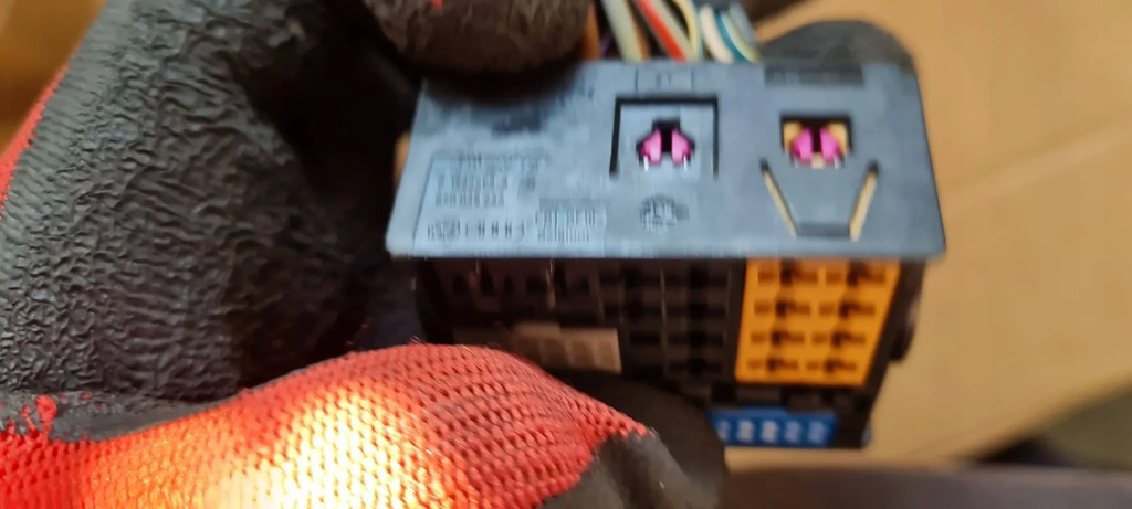 фото №11, S5 8w lift a5 штекер колодка радіо 8x0035444 q5 q3 a6 a4 b9 q3 q7 4m