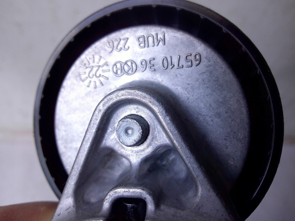 Натягувач ремінь оригінальний номер 0,9 1,2 renault dacia nissan Доставка