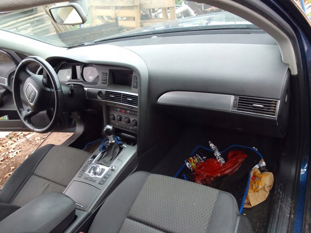 фото №1, Audi a6 c6 приборная панель консоль