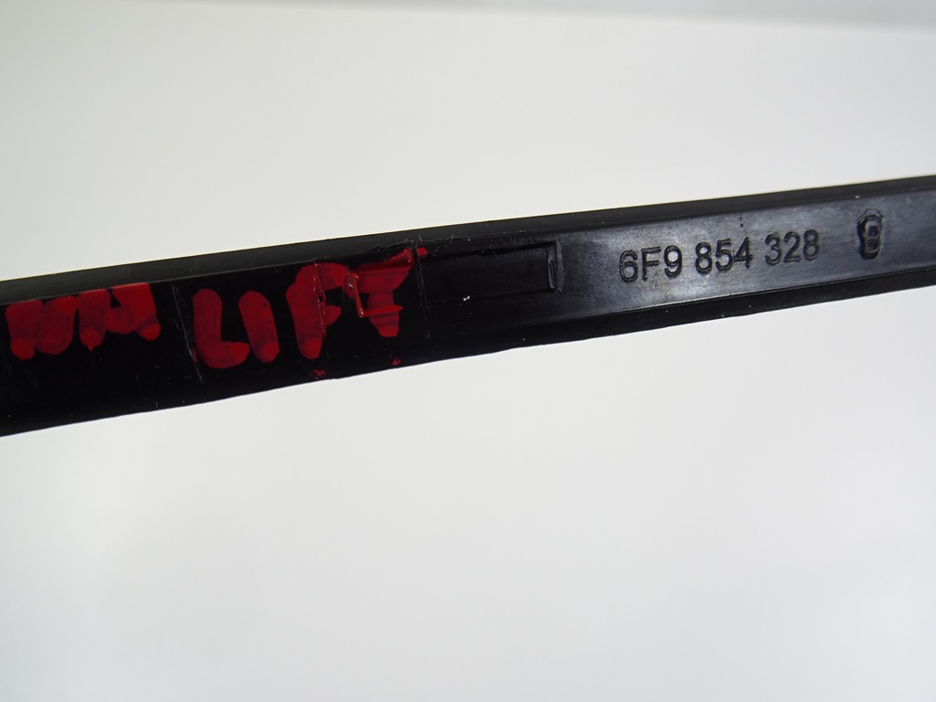 фото №8, Seat arona lift молдинг стекло лобовое правая 6f9854328