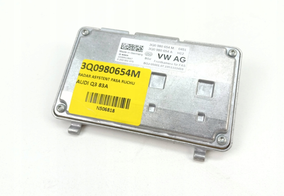 фото №2, Audi q3 f3 передняя часть driver assistance programs камера 3q0980654m