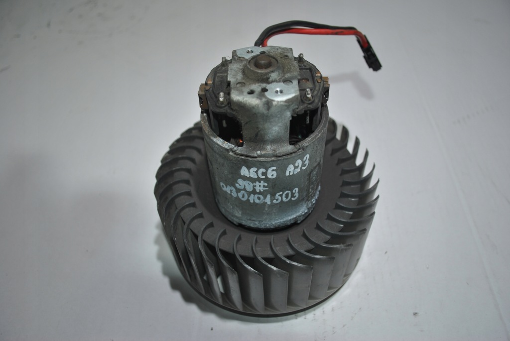 фото №1, Повітродувка обдув audi a6 c6 0130101503