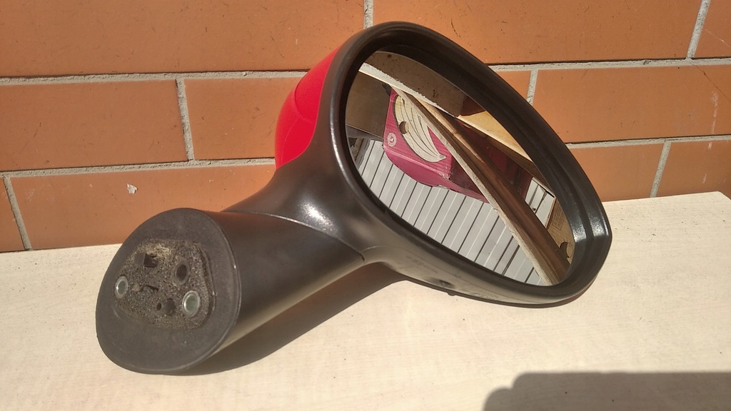 фото №1, Fiat 500 правое 3pin