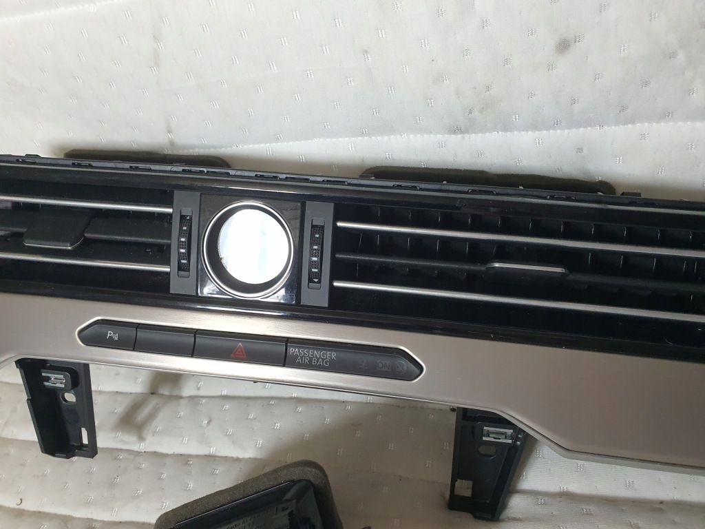 фото №4, Решётка обдув часы dekor молдинг vw passat b8