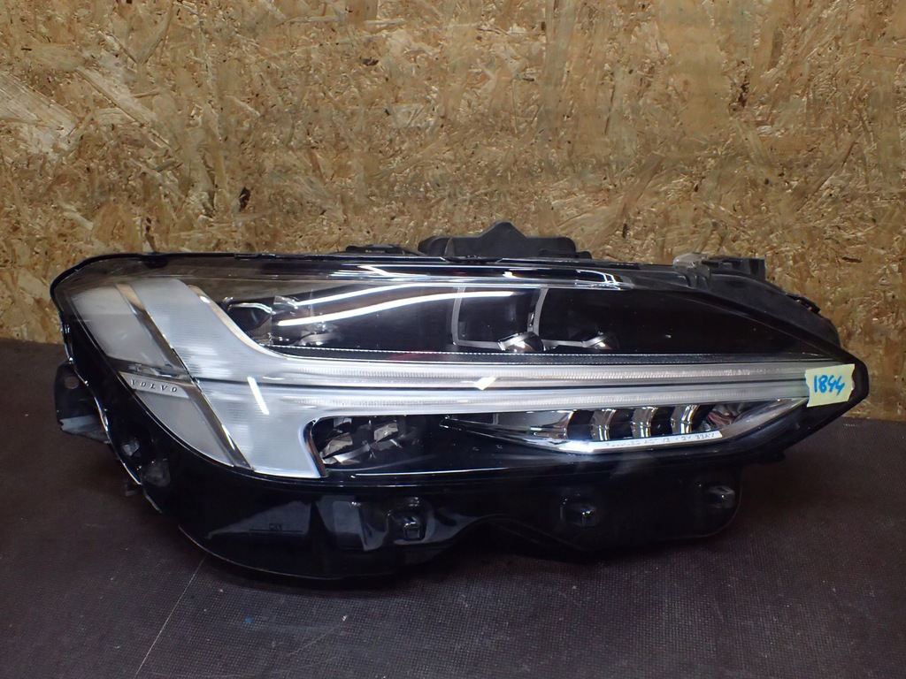 фото №1, Лампа перед правая volvo v90 s90 full led 31655729