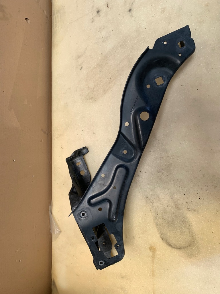 фото №1, Mercedes-benz оригінальний номер панель фари a212620021